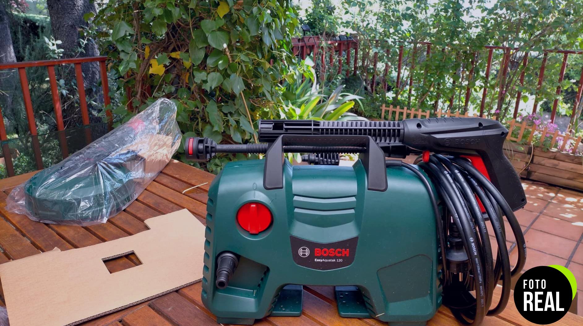 bosch-hidrolimpiadora-120-easyaquatak-kit-hogar-coche-foto-1