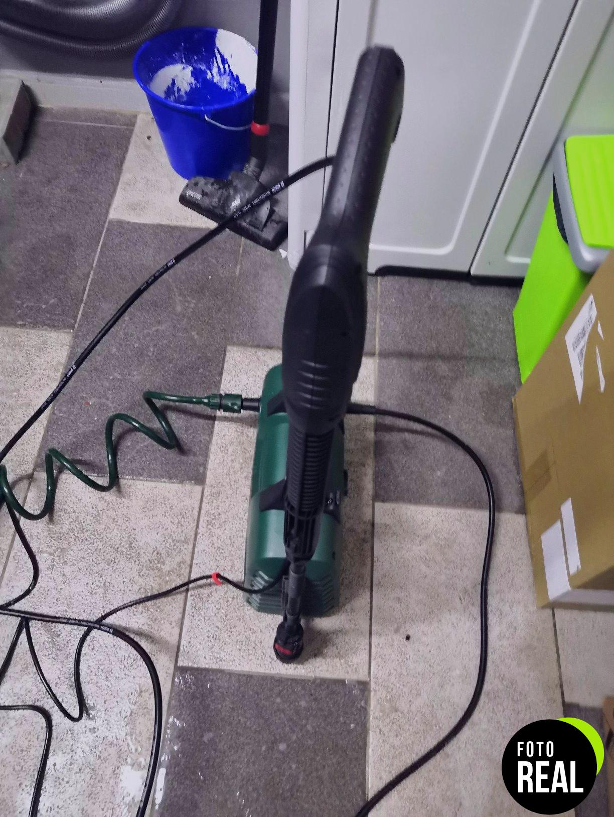 bosch-hidrolimpiadora-easyaquatak-120-foto-2